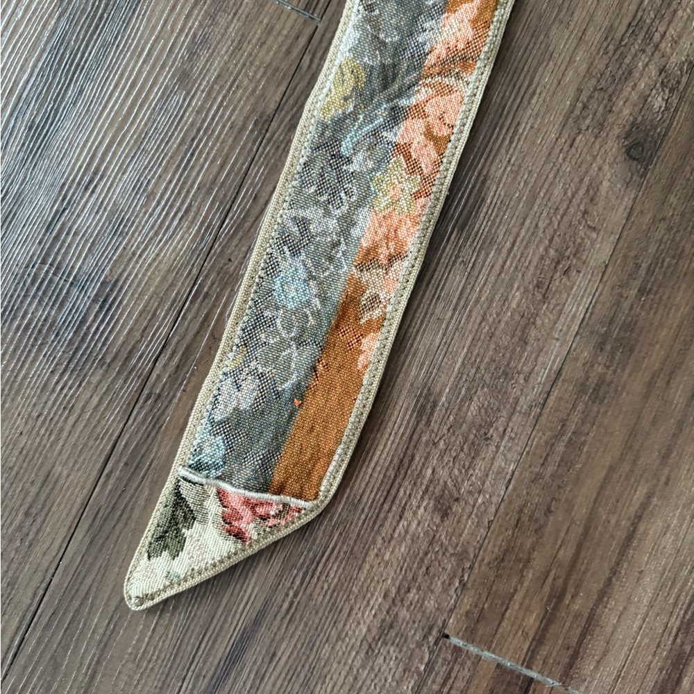 Vintage Floral Tapestry Belt - Picture 11 of 14